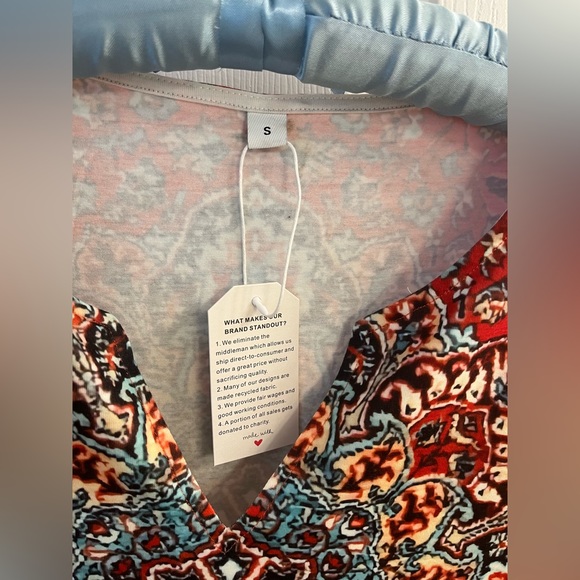 Red Print Top - Picture 2 of 2